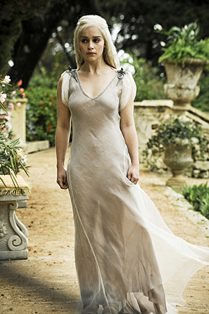 Daenerys-Targaryen-Long-Flowing-Dress